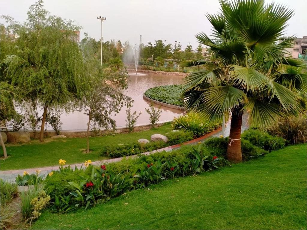 Kathua Park landscaped garden with pond and fountain